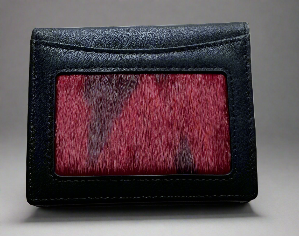 Leather wallet with sealskin 6 card pockets