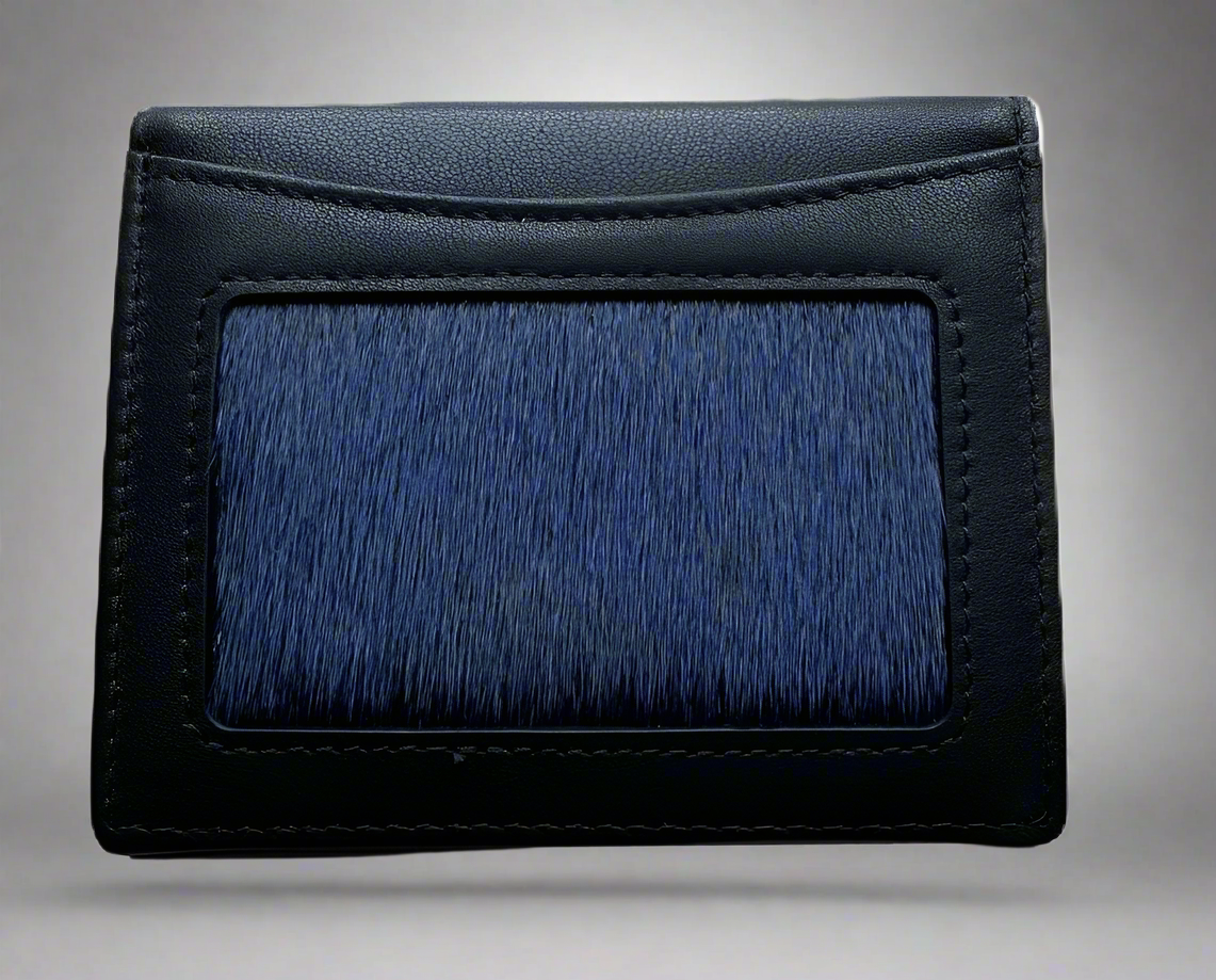 Leather wallet with sealskin 6 card pockets