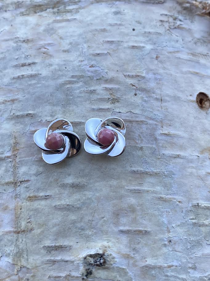 Naasunnguaq blomsterørestikker med Tugtupit i sterling sølv 925