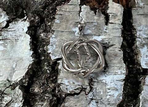 Heart Pendant – Greenland in the center in 925 sterling silver